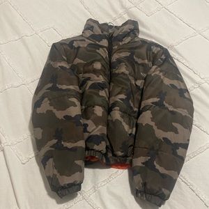 Camo Puffer Jacket! LIKE NEW!!